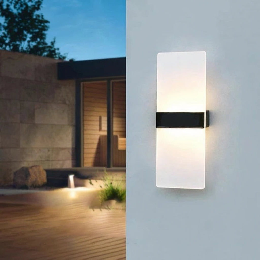 Solar Outdoor Wall Light